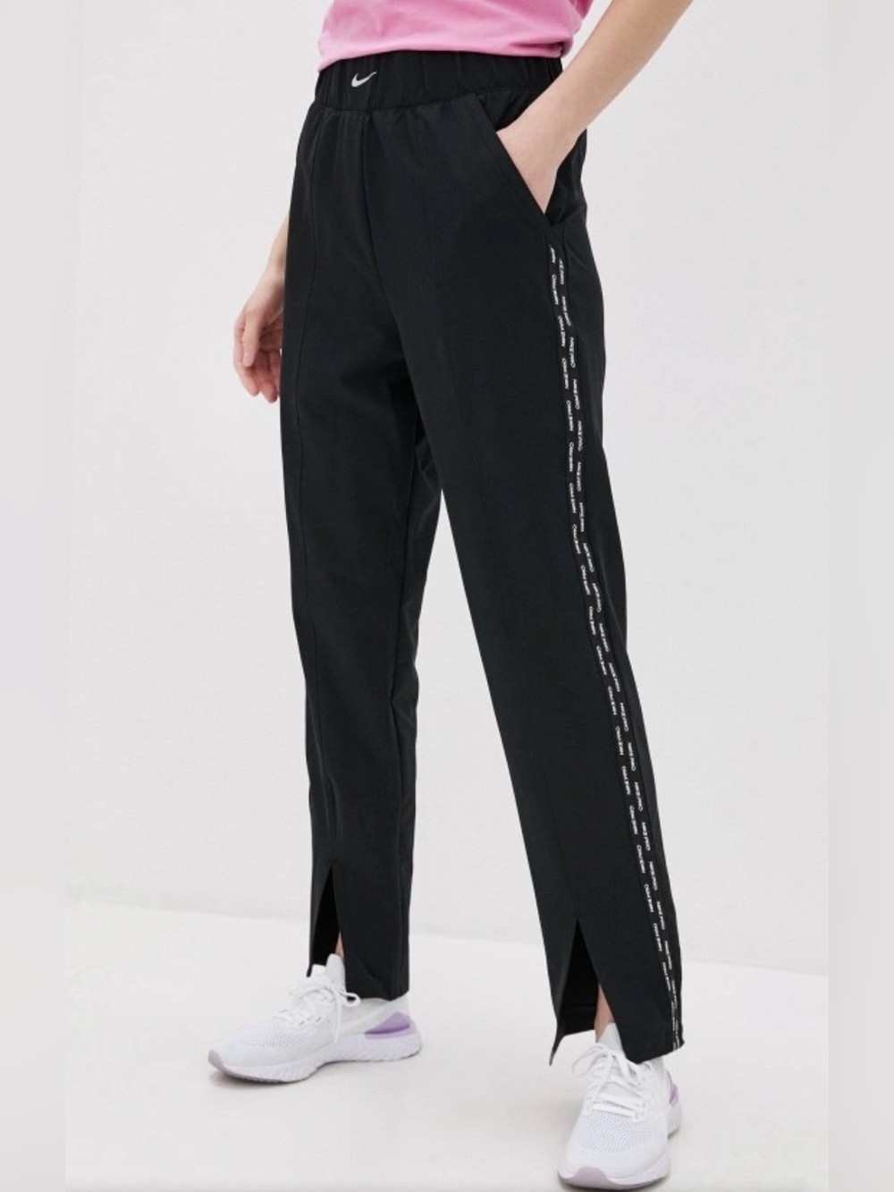 Nike Women WOVEN PANT sports trousers size XS